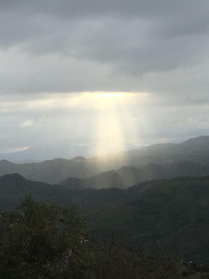 הוילה Almogía Casa Cuatro Vientos - Barranco Del Sol מראה חיצוני תמונה